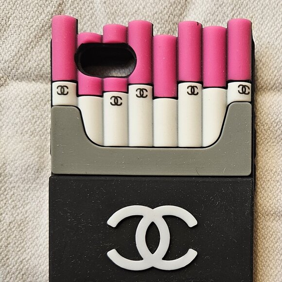 red cigarette box Montego Red 100s Box - Pack